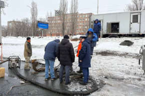 Коммунальная авария на проспекте Строителей оставила без холодной воды более 30 тысяч человек