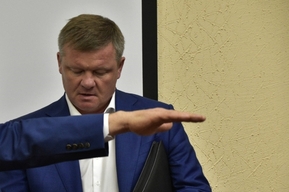 «А вам с какой целью?»: новый вице-губернатор Михаил Исаев пропустил заседание правительства из-за «командировки» (куда отправили бывшего мэра — пока неизвестно)