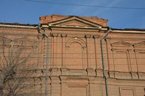 Объявлены торги: любой желающий может получить в пользование на 25 лет крупный объект культурного наследия в центре Саратова, где собирались сделать арт-пространство