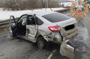 В ДТП с участием молодых женщин-водителей в регионе за сутки пострадали трое