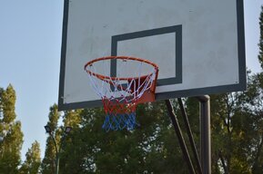 До середины лета в Саратове должны появиться новые спортивные площадки за 54 миллиона рублей