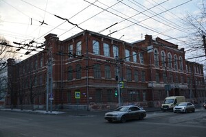 Восстановление аварийного здания гимназии в центре Саратова обойдется в 280 миллионов рублей