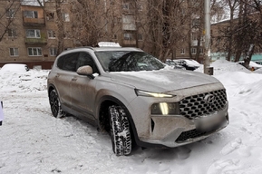 У саратовских супругов «прогорел» семейный бизнес, их иномарку отдали Минобороны