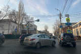 На перекрестке в центре города столкнулись легковушки, на Чапаева образовывается пробка 
