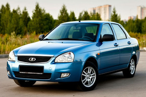 Молодой человек обиделся на знакомого и решил украсть его машину, чтобы разобрать её на части