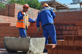 Власти ищут того, кто построит новый корпус саратовской школы за четыре месяца и за 207 миллионов рублей (за это уже уволен чиновник)