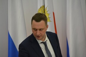 Губернатора Саратовской области Романа Бусаргина наградили орденом Александра Невского