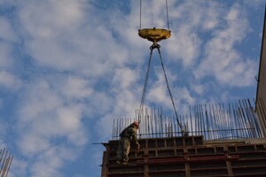 Двукратное падение жилищного строительства отодвинуло Саратовскую область в аутсайдеры среди регионов ПФО