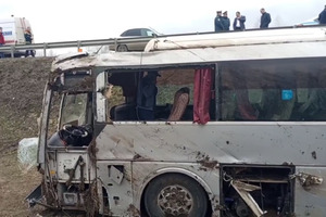 В Минздраве России рассказали, сколько детей, попавших в аварию с автобусом в Петровском районе, остаются в больницах