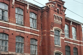 Восстанавливать Мариинскую гимназию в Саратове доверили предпринимателю из Москвы