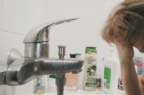 Тысячи саратовцев вторые сутки остаются без воды: адреса