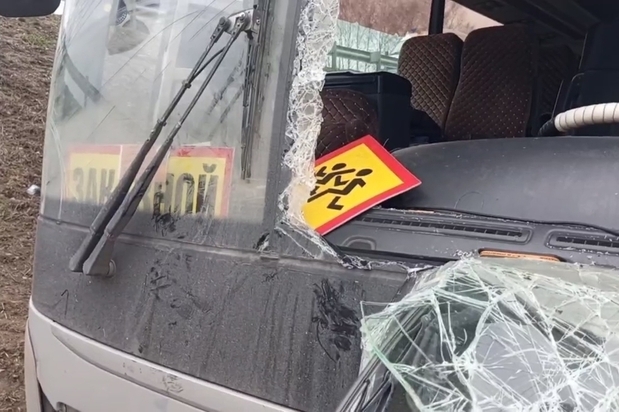 Автокатастрофа с автобусом, в котором ехали дети. Одного из пострадавших отправят на лечение в Москву 