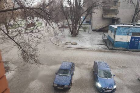 Непогода в Саратовской области. В Балаково прошёл град (фото)