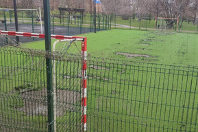 «Ужасное состояние». Горожане в очередной раз обратили внимание на состояние сквера имени Марины Расковой