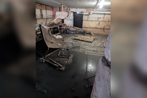 «Фактический квартиры на первом этаже непригодны для проживания»: в Ленинском районе продолжает затапливать канализацией подвал дома