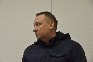 Высокопоставленного полицейского, которого подозревали в коррупционном преступлении, отпустили из-под домашнего ареста