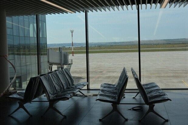 В Саратове уже полтора часа закрыт для полётов аэропорт Гагарин