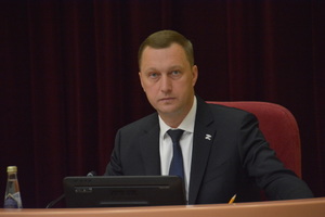 Губернатор Бусаргин призвал при необходимости вернуть отопление из-за похолодания