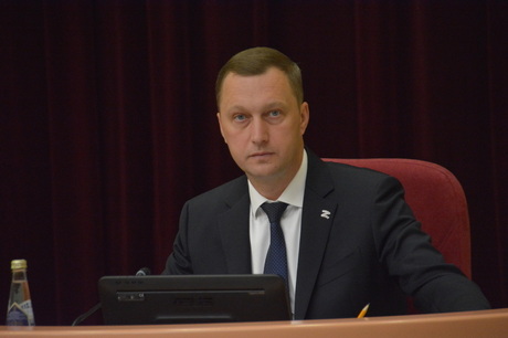 Губернатор Бусаргин призвал при необходимости вернуть отопление из-за похолодания