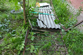 Директора УК осудили за обрушение балкона на третьем этаже (в момент ЧП там стоял мужчина)