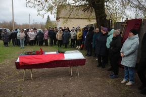 В Саратовской области простились с еще одним погибшим участником СВО