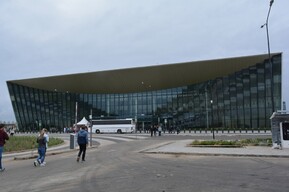 В «Гагарине» отменили два московских рейса и ожидается прилёт самолёта из Волгограда 