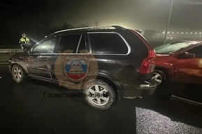 Пассажир Volvo скончался в тройном ДТП на окраине Саратова
