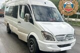На Шехурдина микроавтобус сбил мужчину. Пешеход в больнице