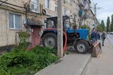 После грозы и сильного ливня в Балаково подтопило канализационный коллектор, где недавно произошла авария