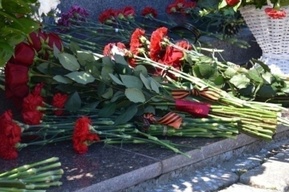 Чиновники сообщили о гибели 10 жителей региона в ходе СВО, трое из них — из Энгельсского района