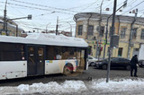 Водитель автобуса сбил на «зебре» пешехода: полицейские ищут очевидцев зимнего ДТП на улице Чернышевского