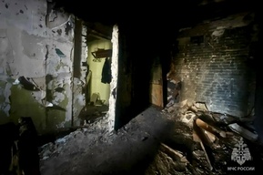 На пожаре в частично расселенном доме в Саратове погибли двое пенсионеров