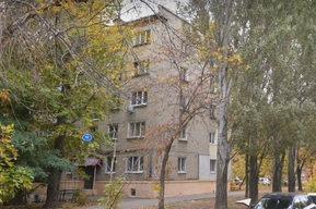 Пятиэтажка осталась без света после аварии (его не включат, пока жильцы не скинутся деньгами)