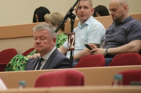 Скандальное VIP-ДТП в Саратове: бывшего мэра Михаила Исаева будут судить за отказ от прохождения медицинского освидетельствования на опьянение