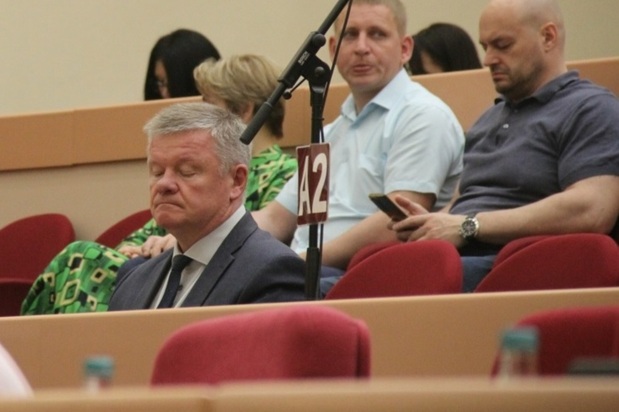 Скандальное VIP-ДТП в Саратове: бывшего мэра Михаила Исаева будут судить за отказ от прохождения медицинского освидетельствования на опьянение
