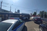 В столкновении грузовой ГАЗели и автобуса в Саратове пострадали три человека 