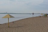 Чиновники назвали безопасные для купания пляжи Саратова («Городских песков» на острове под мостом среди них нет)