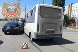 Две пассажирки пострадали в столкновении маршрутки и KIA в Балаково