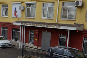 Военный суд в Саратове рассмотрит дело о неправомерном обороте средств платежей. Арестовано имущество на 15 миллионов