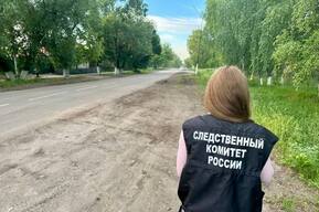 У дома в селе нашли тело пожилого мужчины с признаками гниения
