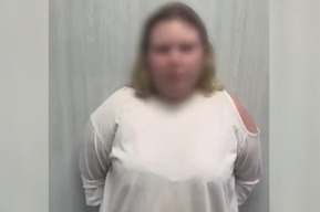 Девушка приехала на такси из Волгограда в Саратов, чтобы отдать неизвестному 7 миллионов, которые выкинули из окна