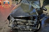 Молодой человек на «Приоре» въехал в дерево, а женщина на «десятке» протаранила ворота