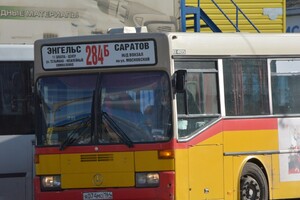 На автобусах, следующих между Саратовом и Энгельсом, выросла стоимость проезда