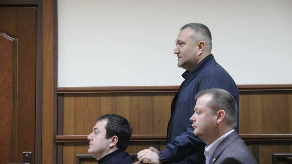 «Ущерб в миллиард отпал»: Эдуарду Каграманяну, который «очень дорог мэрии Саратова», перепредъявили обвинение, а потом арестовали его счета