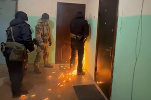 Десятки преступных эпизодов и 100 миллионов рублей ущерба: в Саратовской области задержали членов ОПГ