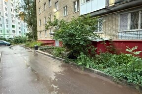 Девочка пострадала при падении с высоты в Саратове