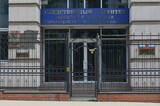 Не получают зарплату и находятся в тяжёлых условиях: следователи проводят проверку по факту незаконного лишения свободы в селе в Саратовской области
