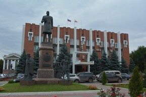 После скандала с отставкой главы в Вольском районе и критики Володина депутаты придумали новый законопроект
