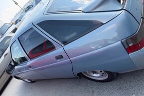 Молодая саратовчанка приехала на пляж на машине, а ушла пешком из-за неоплаченных штрафов
