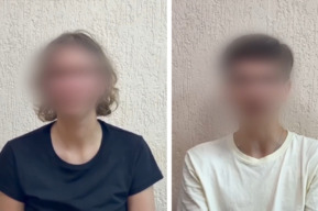 В Энгельсе задержали студента из Подмосковья и жительницу Самары, которые забрали у пожилых супругов почти 3,5 миллиона рублей